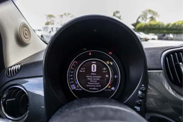 Fiat 500 (2018) thumbnail 9