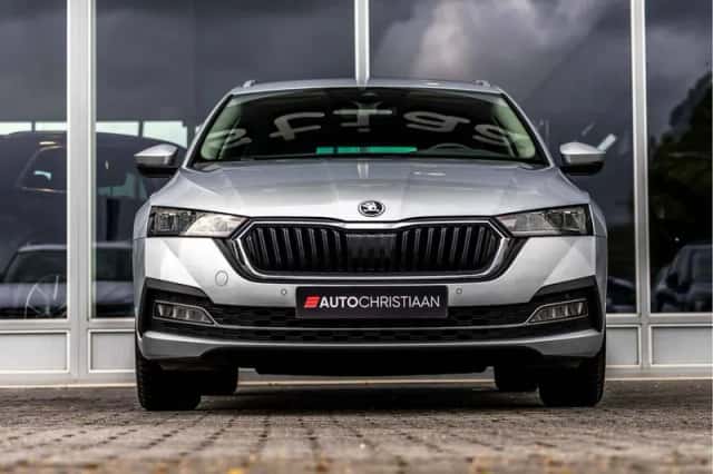 Škoda Octavia (2021) thumbnail 41