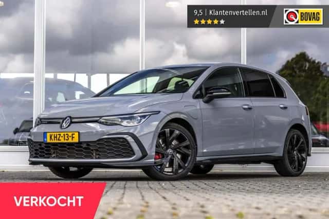 Volkswagen Golf (2022) thumbnail 1