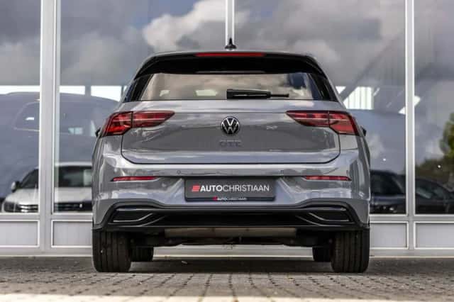 Volkswagen Golf (2022) thumbnail 5
