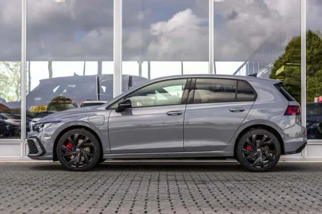 Volkswagen Golf (2022) thumbnail 6