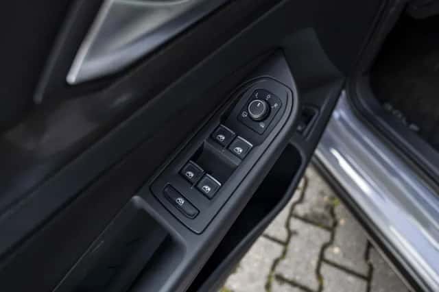 Volkswagen Golf (2022) thumbnail 65