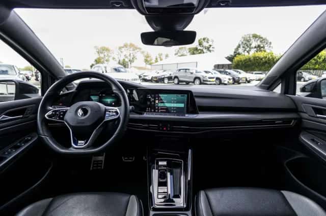 Volkswagen Golf (2022) thumbnail 76