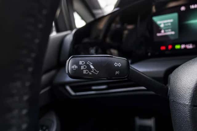 Volkswagen Golf (2022) thumbnail 81