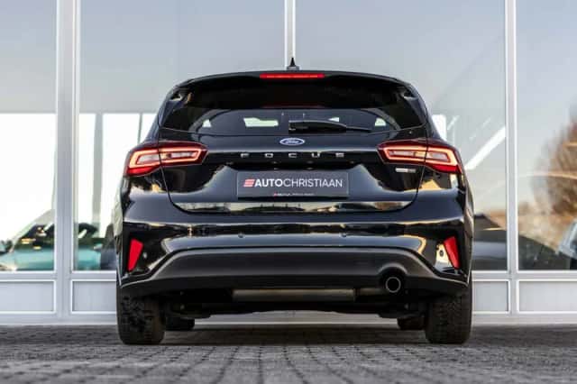 Ford Focus (2023) thumbnail 42