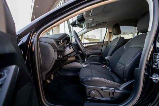 Ford Focus (2023) thumbnail 47