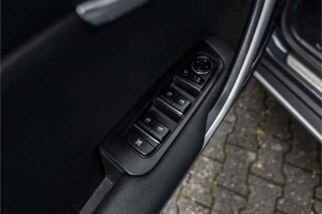 Kia XCeed (2020) thumbnail 22