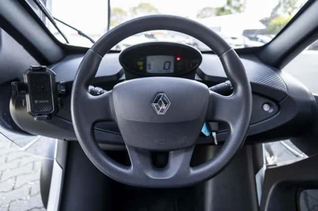 Renault Twizy (2016) thumbnail 8