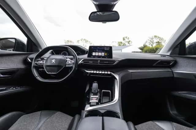 Peugeot 5008 (2020) thumbnail 31