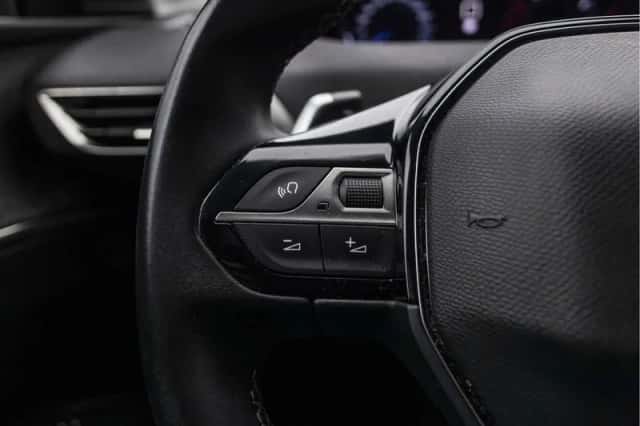 Peugeot 5008 (2020) thumbnail 32