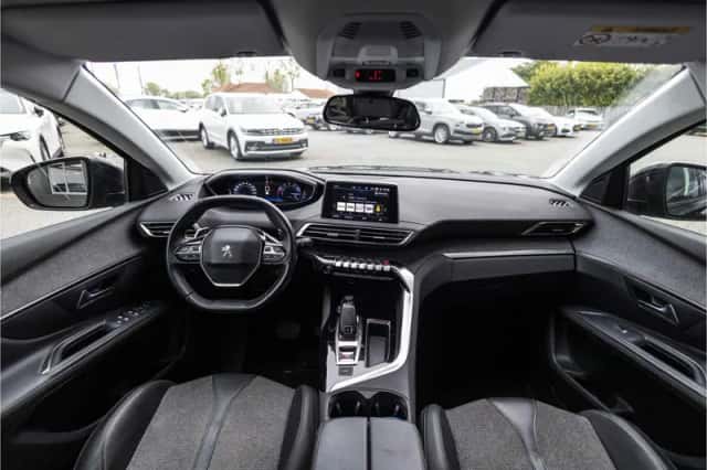 Peugeot 5008 (2020) thumbnail 46