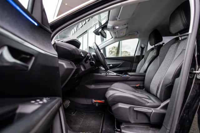 Peugeot 5008 (2020) thumbnail 49