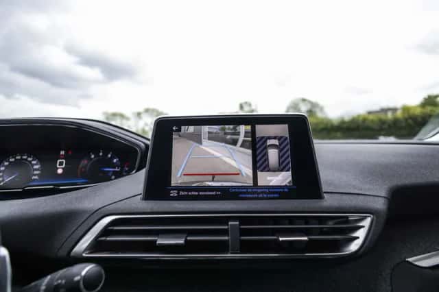 Peugeot 5008 (2020) thumbnail 63