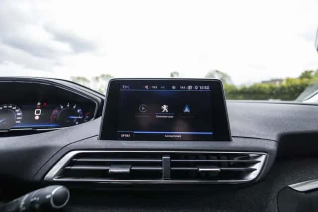 Peugeot 5008 (2020) thumbnail 67