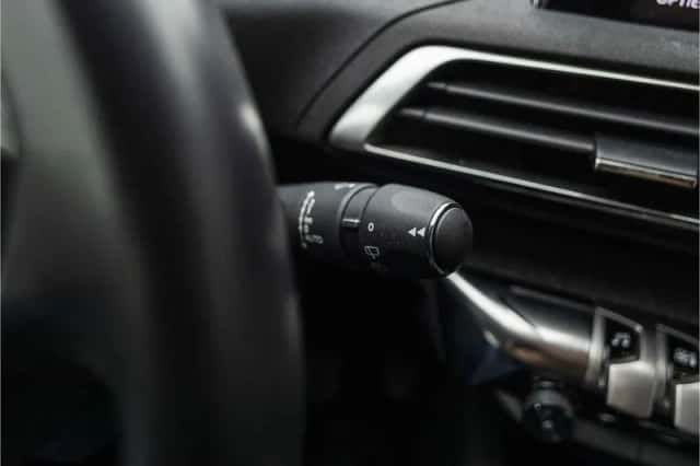 Peugeot 5008 (2020) thumbnail 75