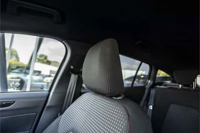 Ford Focus (2022) thumbnail 13