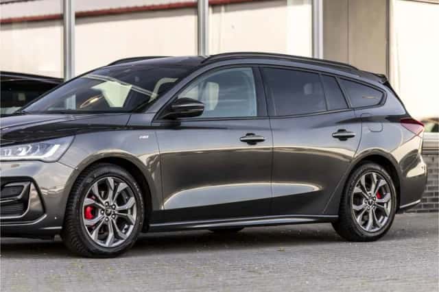 Ford Focus (2022) thumbnail 15