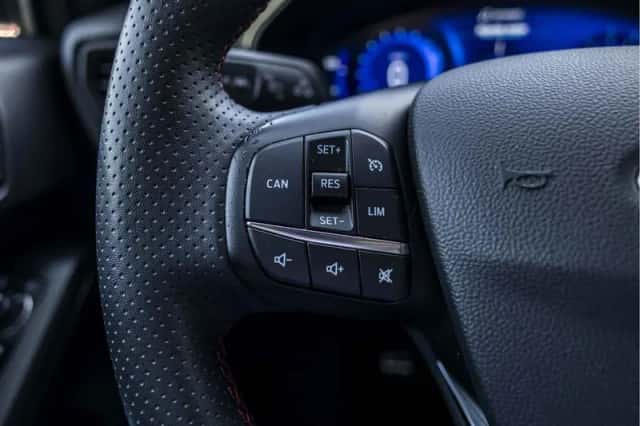 Ford Focus (2022) thumbnail 35