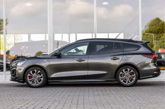 Ford Focus (2022) thumbnail 47