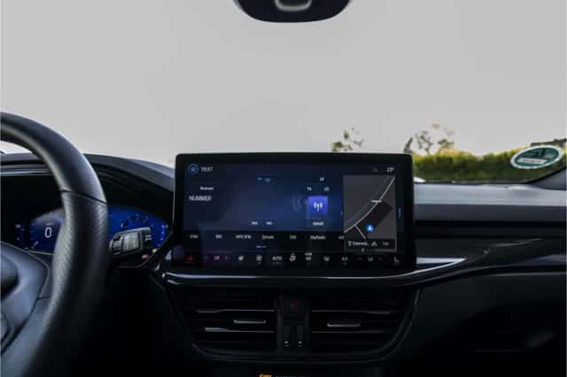 Ford Focus (2022) thumbnail 70