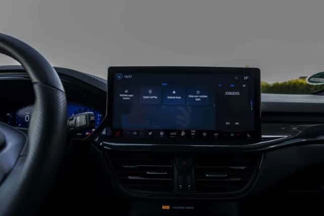 Ford Focus (2022) thumbnail 71