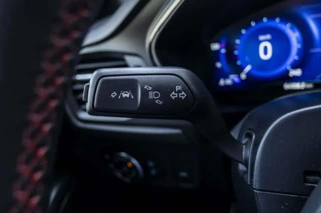 Ford Focus (2022) thumbnail 77
