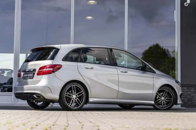 Mercedes-Benz B-Klasse (2016) thumbnail 3