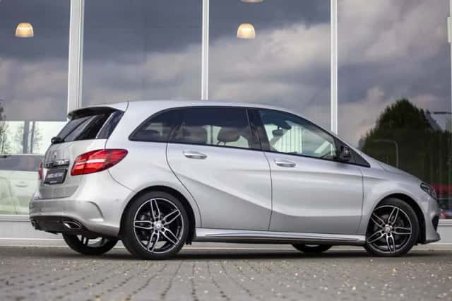 Mercedes-Benz B-Klasse (2016) thumbnail 3