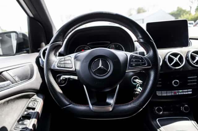 Mercedes-Benz B-Klasse (2016) thumbnail 52
