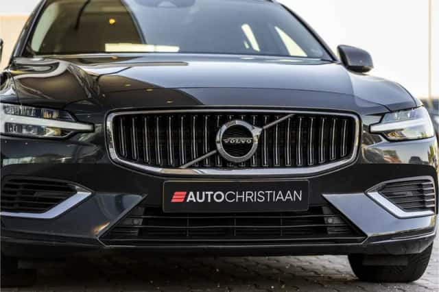 Volvo V60 (2019) thumbnail 19