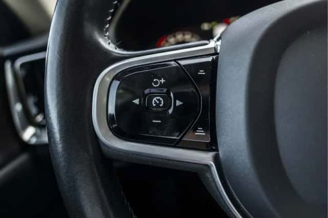 Volvo V60 (2019) thumbnail 32