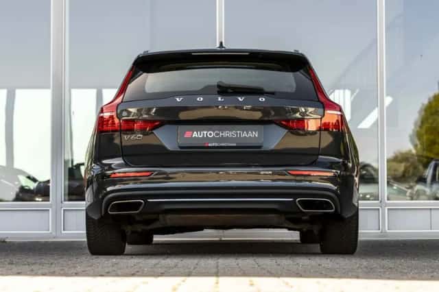 Volvo V60 (2019) thumbnail 5