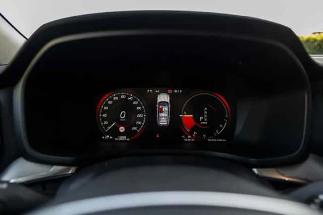Volvo V60 (2019) thumbnail 47