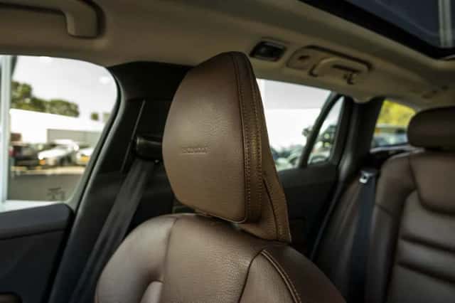 Volvo V60 (2019) thumbnail 51