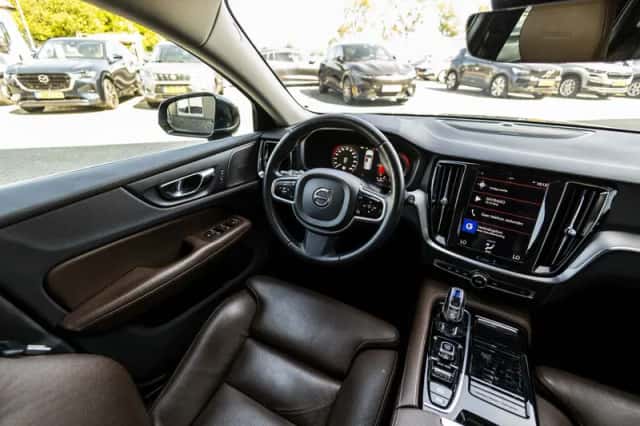 Volvo V60 (2019) thumbnail 60