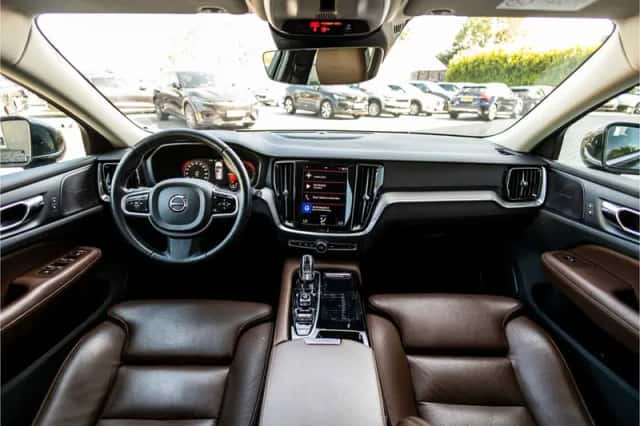 Volvo V60 (2019) thumbnail 7