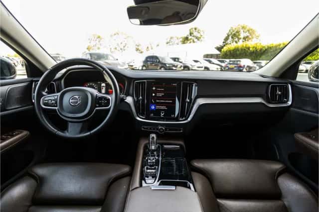 Volvo V60 (2019) thumbnail 69