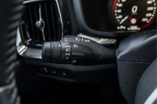 Volvo V60 (2019) thumbnail 71
