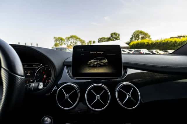 Mercedes-Benz B-Klasse (2015) thumbnail 28
