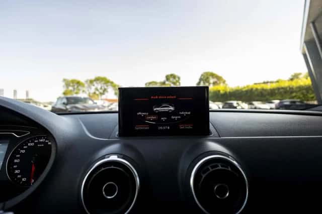 Audi A3 (2016) thumbnail 62