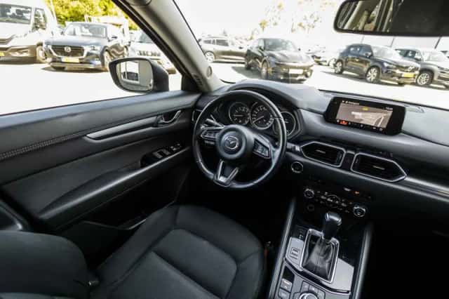 Mazda CX-5 (2018) thumbnail 21