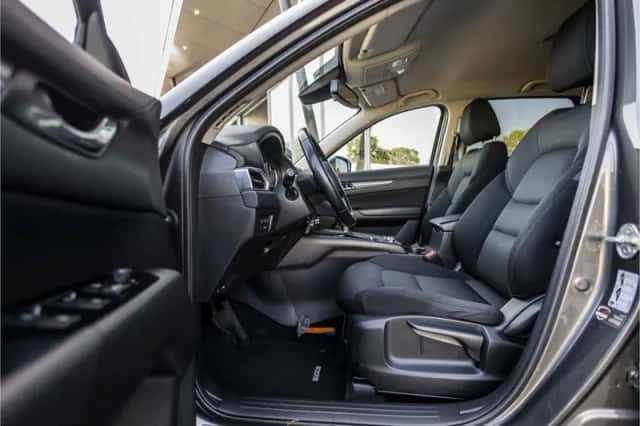 Mazda CX-5 (2018) thumbnail 10