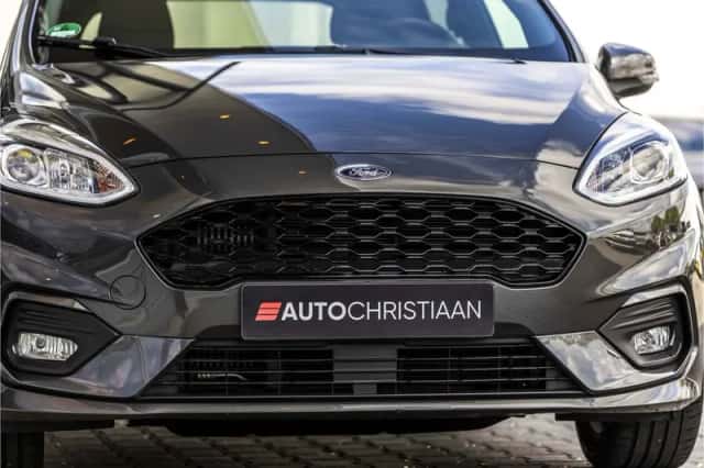 Ford Fiesta (2018) thumbnail 18