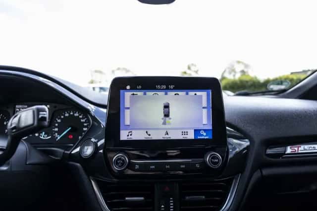 Ford Fiesta (2018) thumbnail 27