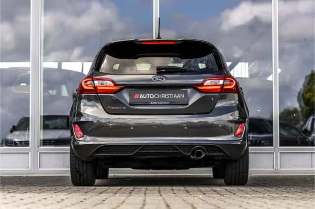 Ford Fiesta (2018) thumbnail 5