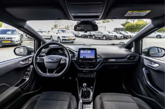 Ford Fiesta (2018) thumbnail 44