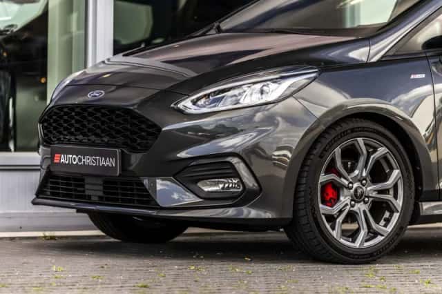Ford Fiesta (2018) thumbnail 53