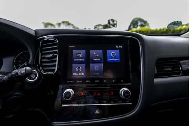 Mitsubishi Outlander (2020) thumbnail 27