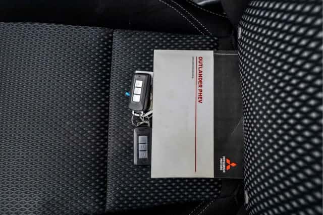 Mitsubishi Outlander (2020) thumbnail 35