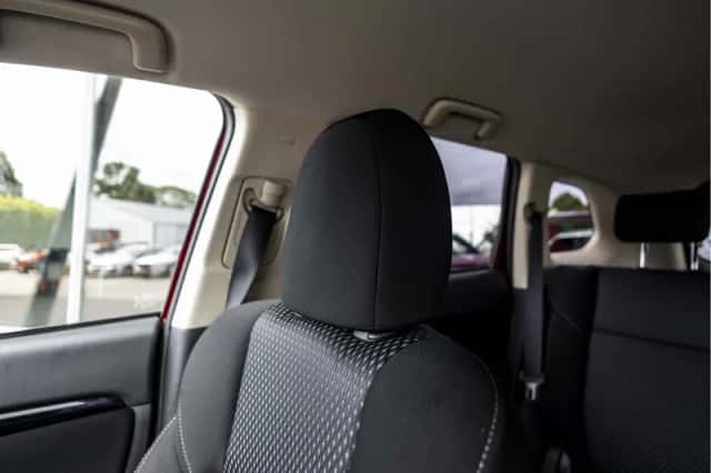 Mitsubishi Outlander (2020) thumbnail 50